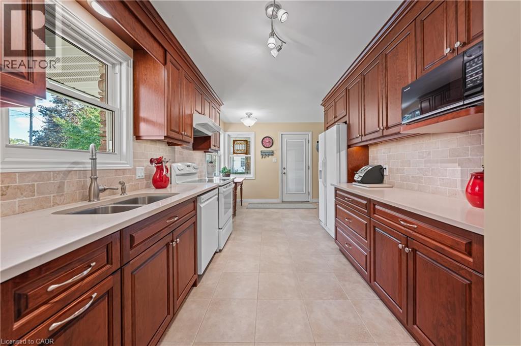 45 Highland Crescent, Cambridge, Ontario  N1S 1L7 - Photo 9 - 40777093