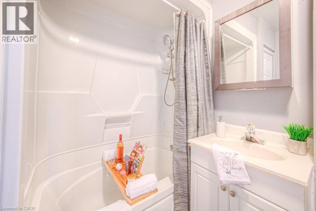 211 Veronica Drive Unit# 10, Kitchener, Ontario  N2A 2R8 - Photo 13 - 40777091