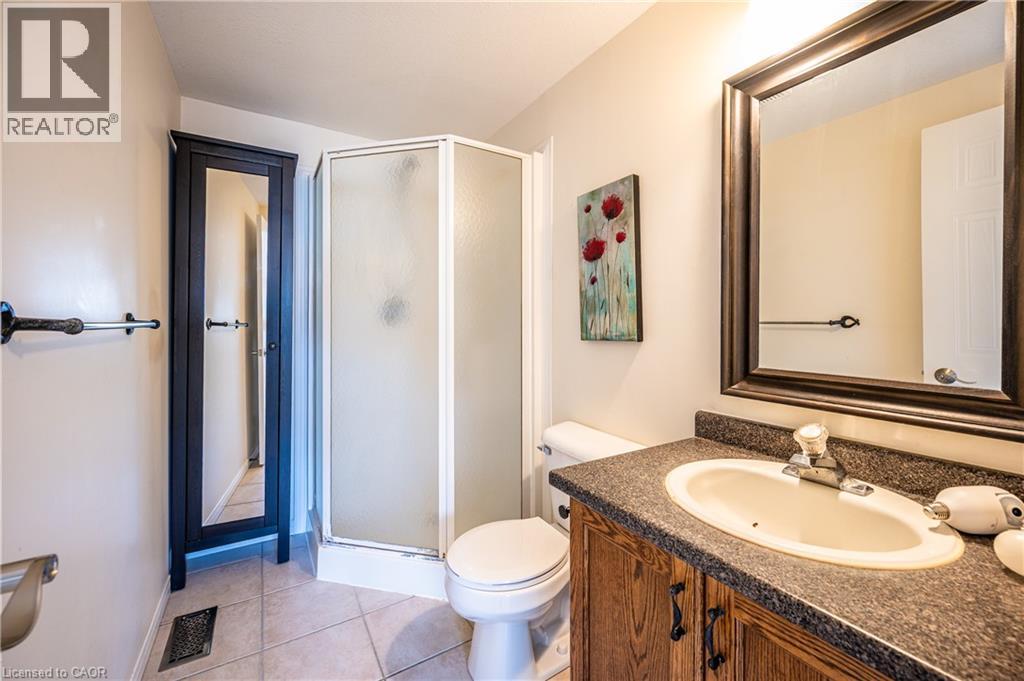 646 Basswood Street Unit# A, Waterloo, Ontario  N2V 2K8 - Photo 11 - 40776558