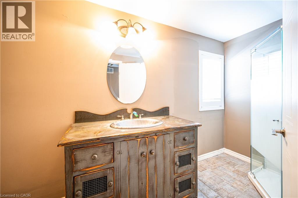 646 Basswood Street Unit# A, Waterloo, Ontario  N2V 2K8 - Photo 12 - 40776558