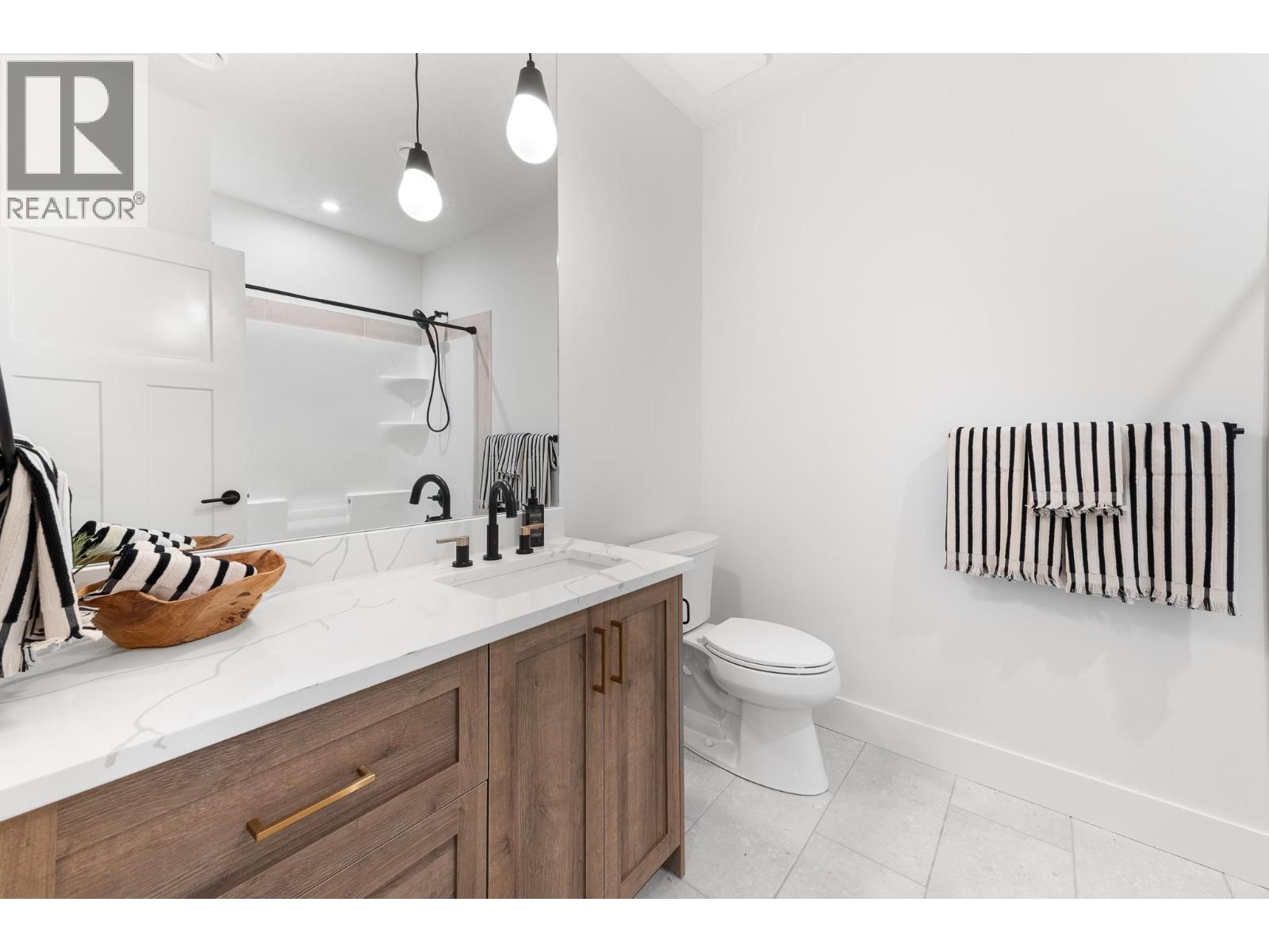 153 The Whins, Cranbrook, British Columbia  V1C 0B4 - Photo 35 - 10365337