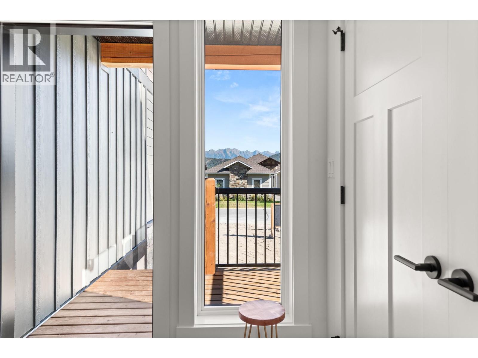 153 The Whins, Cranbrook, British Columbia  V1C 0B4 - Photo 6 - 10365337