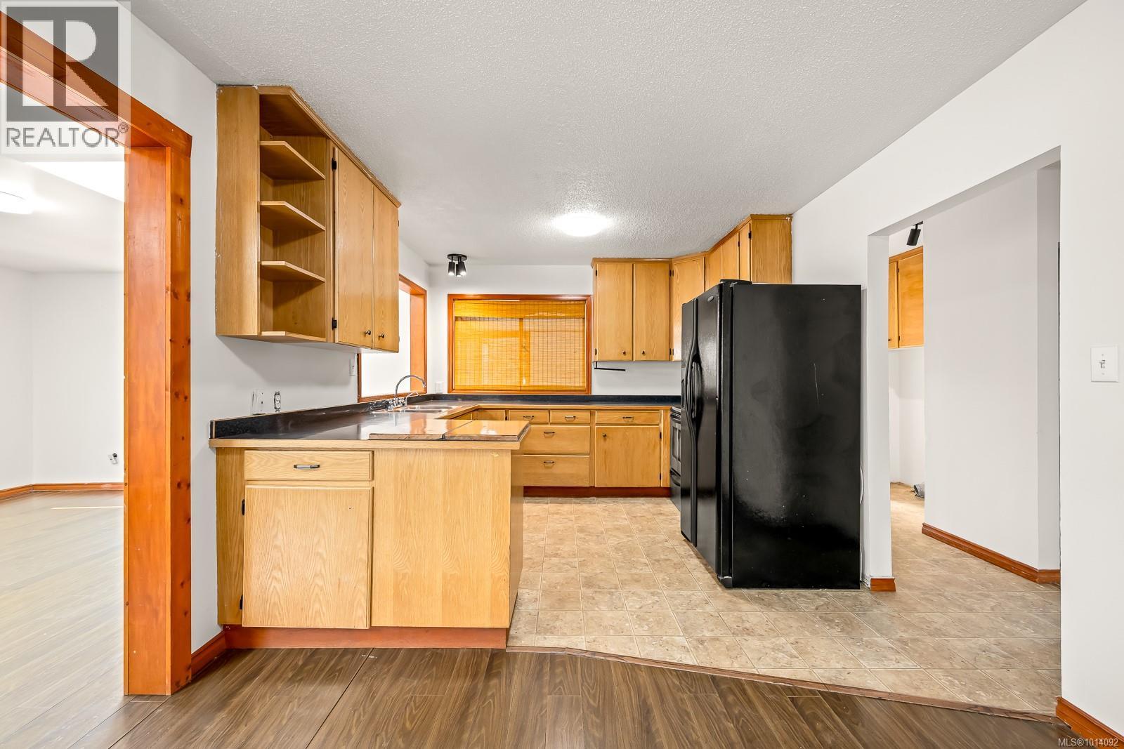5303 Island Hwy S, Union Bay, British Columbia  V0R 3B0 - Photo 16 - 1014092