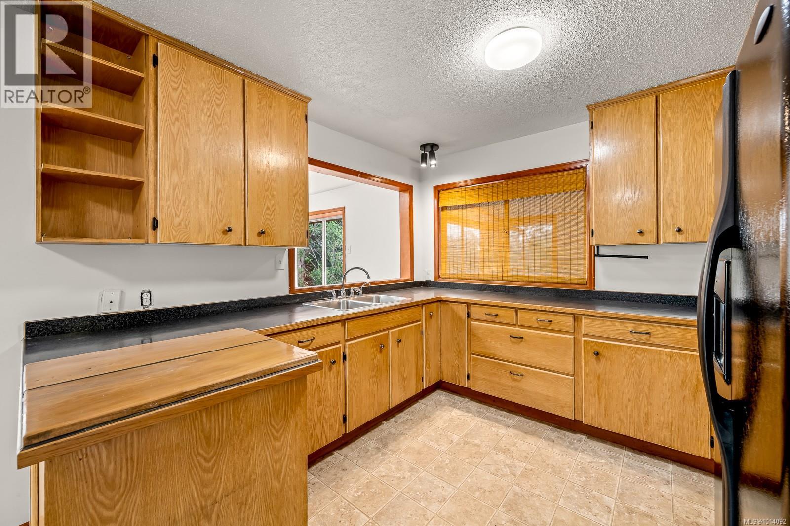 5303 Island Hwy S, Union Bay, British Columbia  V0R 3B0 - Photo 13 - 1014092