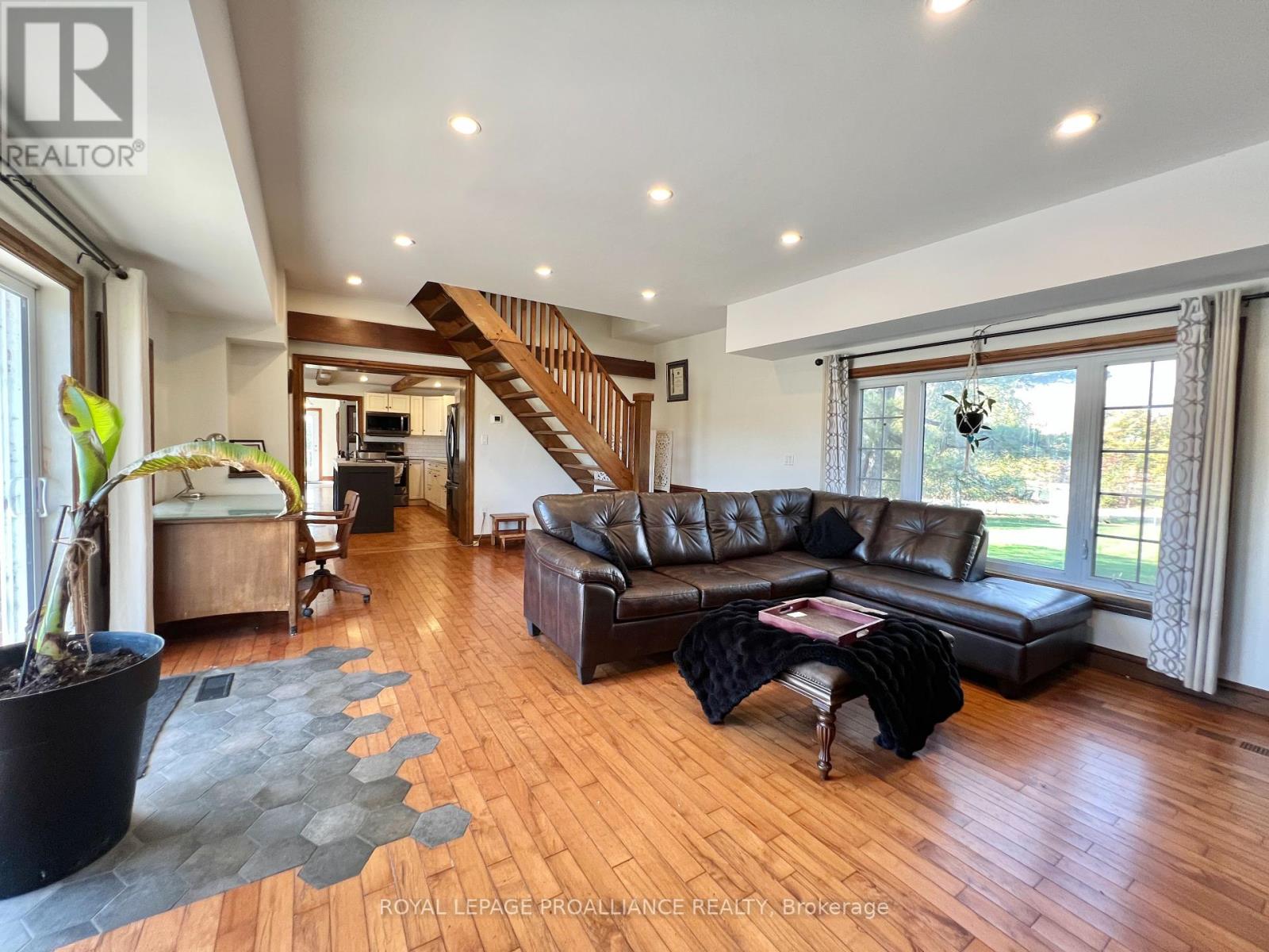 1396 Shannon Road, Tyendinaga, Ontario  K0K 2V0 - Photo 7 - X12455249