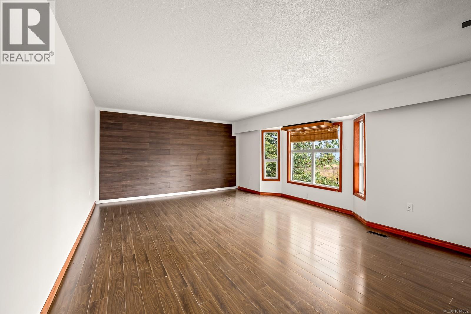 5303 Island Hwy S, Union Bay, British Columbia  V0R 3B0 - Photo 26 - 1014092
