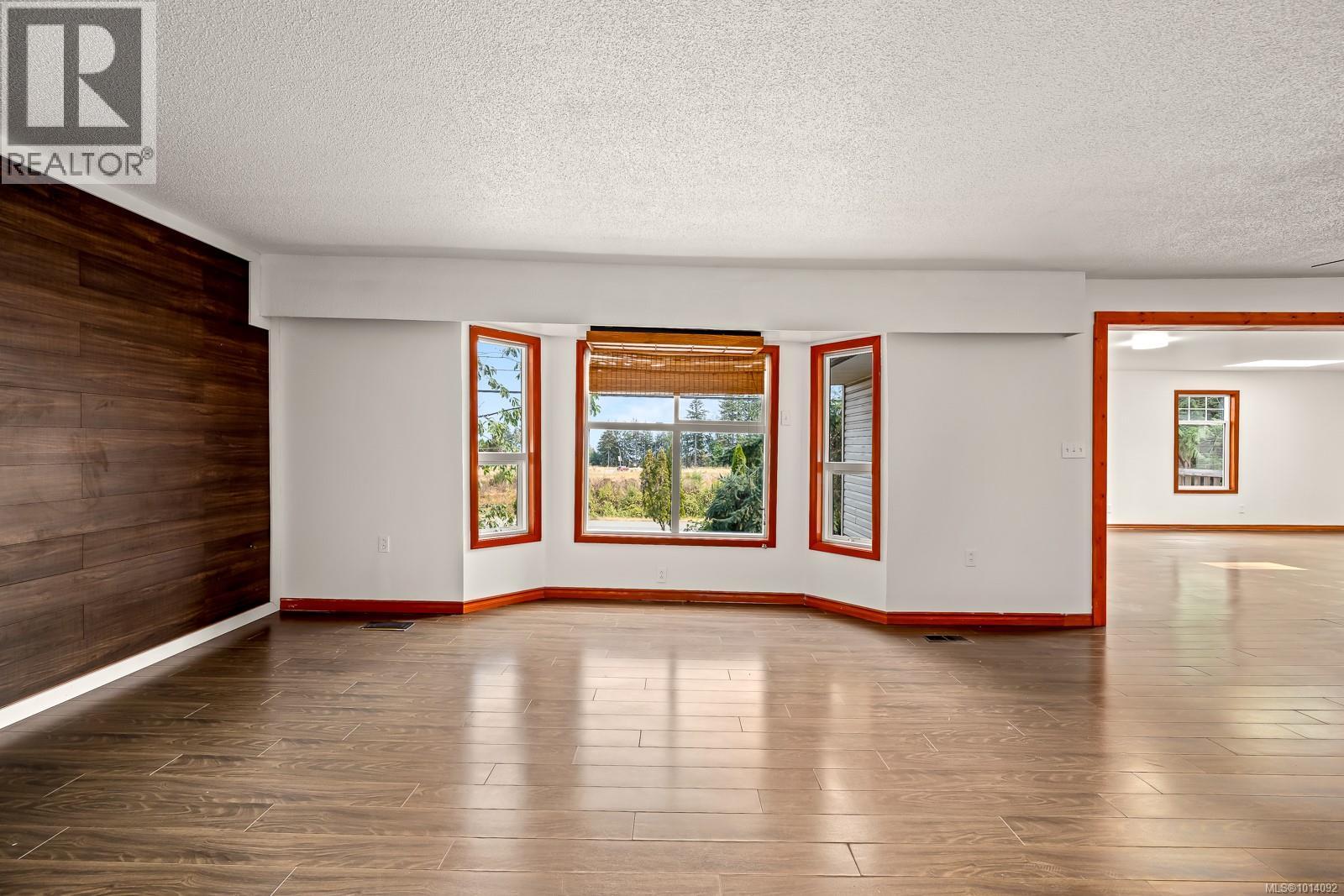 5303 Island Hwy S, Union Bay, British Columbia  V0R 3B0 - Photo 27 - 1014092