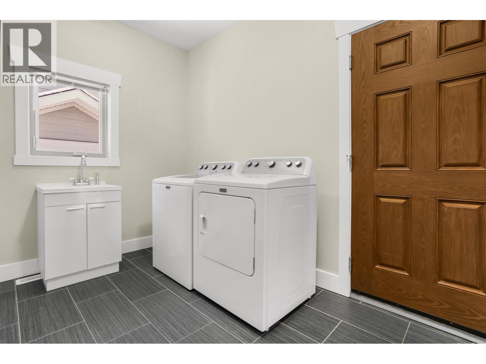 52 Blackberry Street, Kitimat, British Columbia  V8C 0A6 - Photo 23 - R3057182