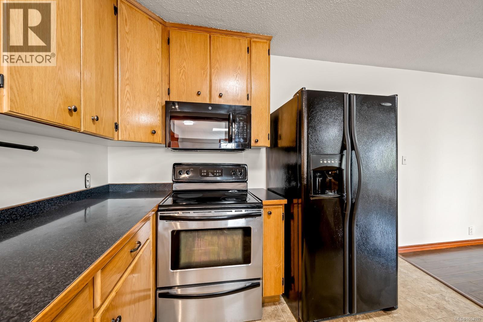 5303 Island Hwy S, Union Bay, British Columbia  V0R 3B0 - Photo 15 - 1014092