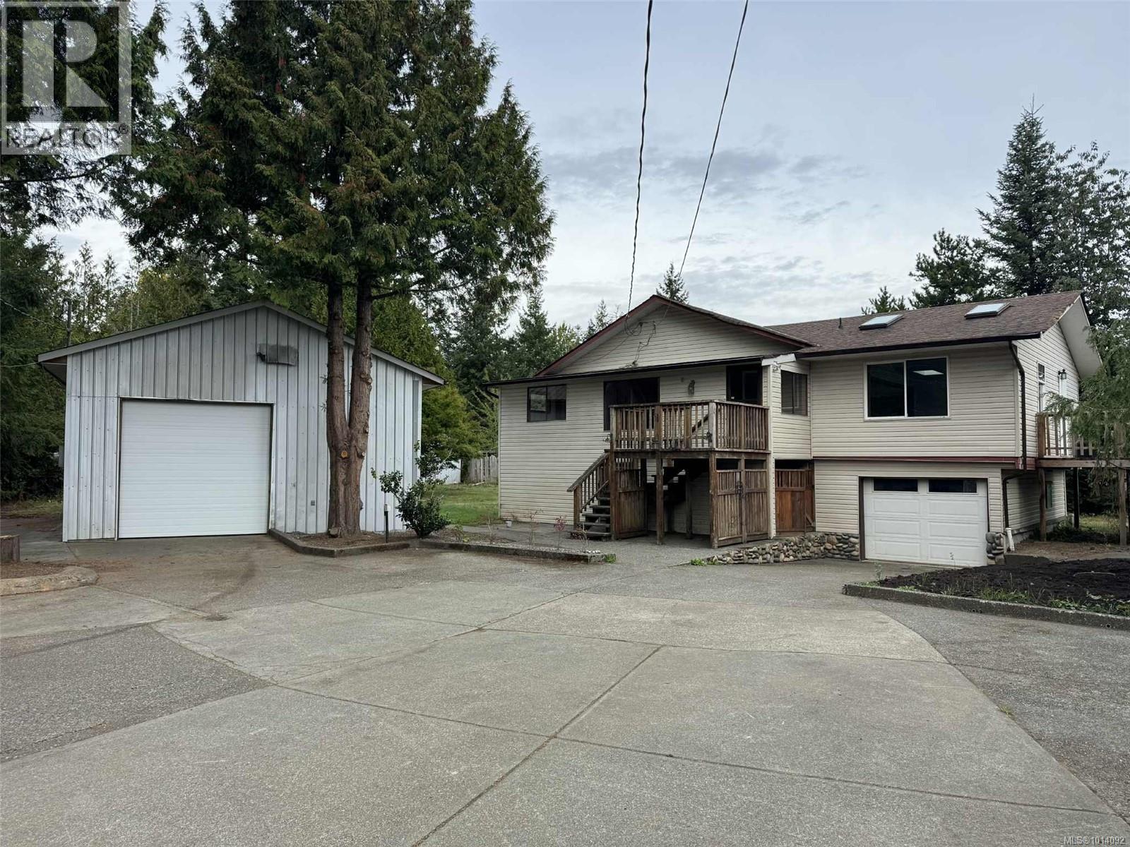 5303 Island Hwy S, Union Bay, British Columbia