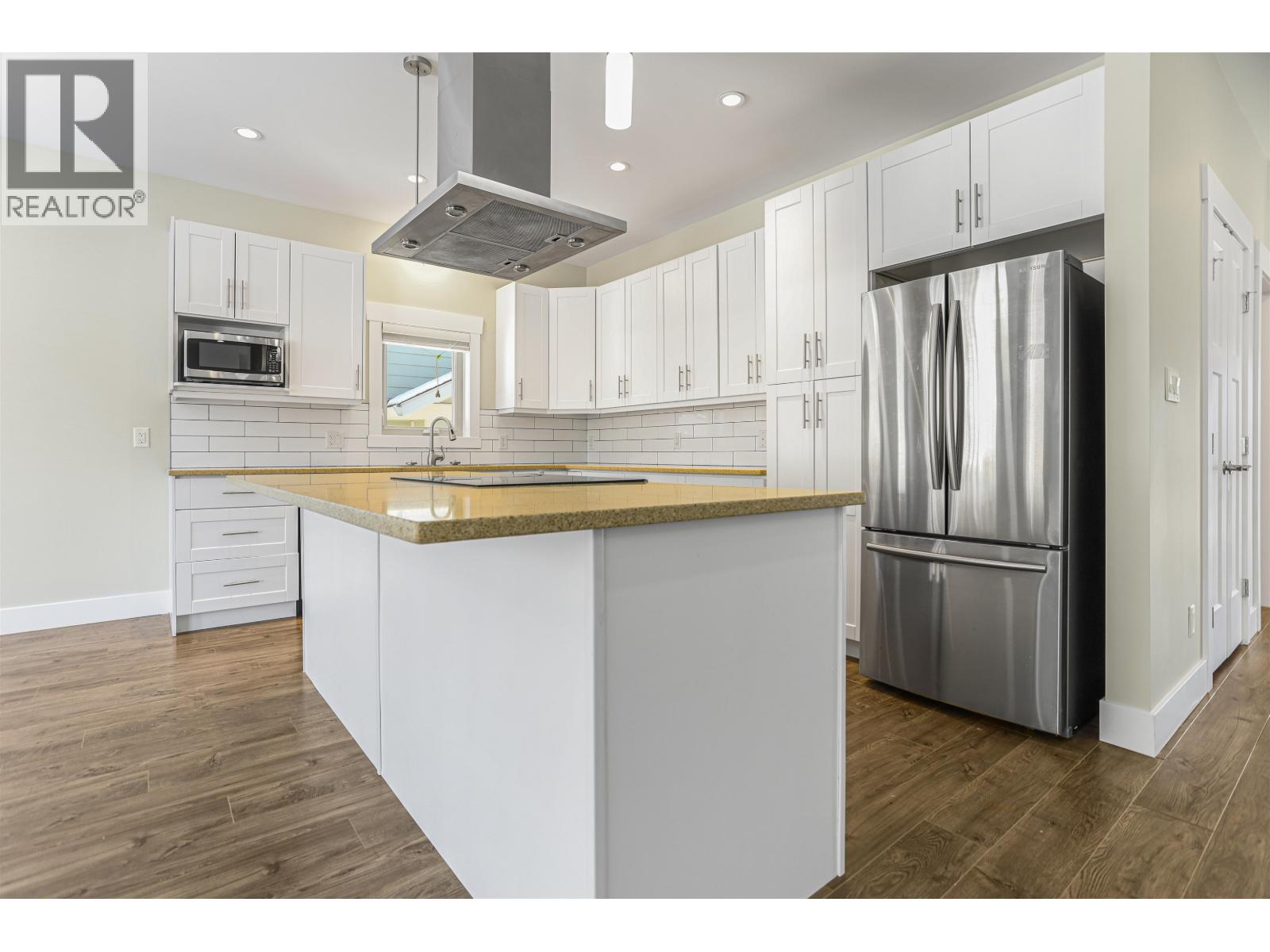 52 Blackberry Street, Kitimat, British Columbia  V8C 0A6 - Photo 4 - R3057182