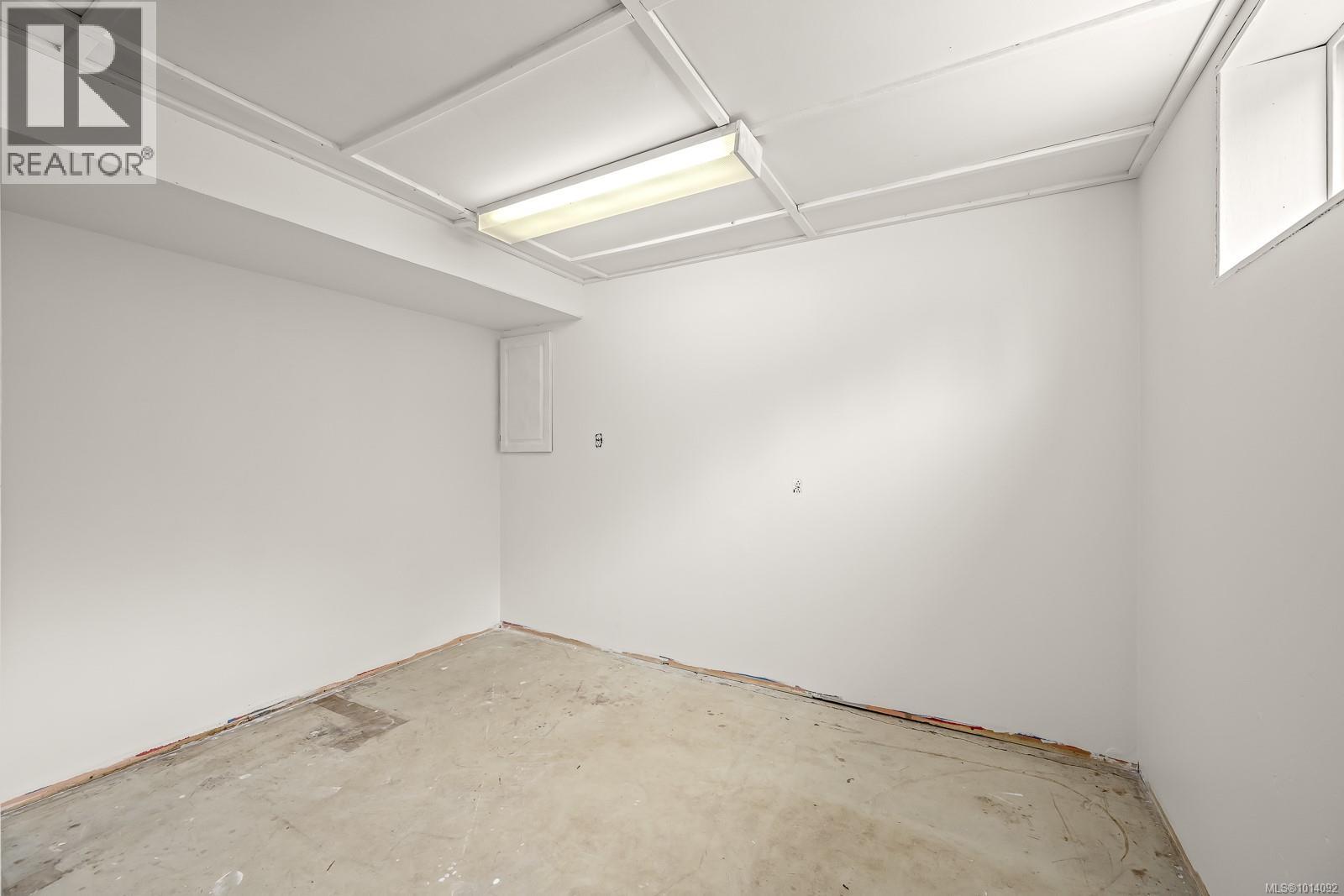 5303 Island Hwy S, Union Bay, British Columbia  V0R 3B0 - Photo 43 - 1014092
