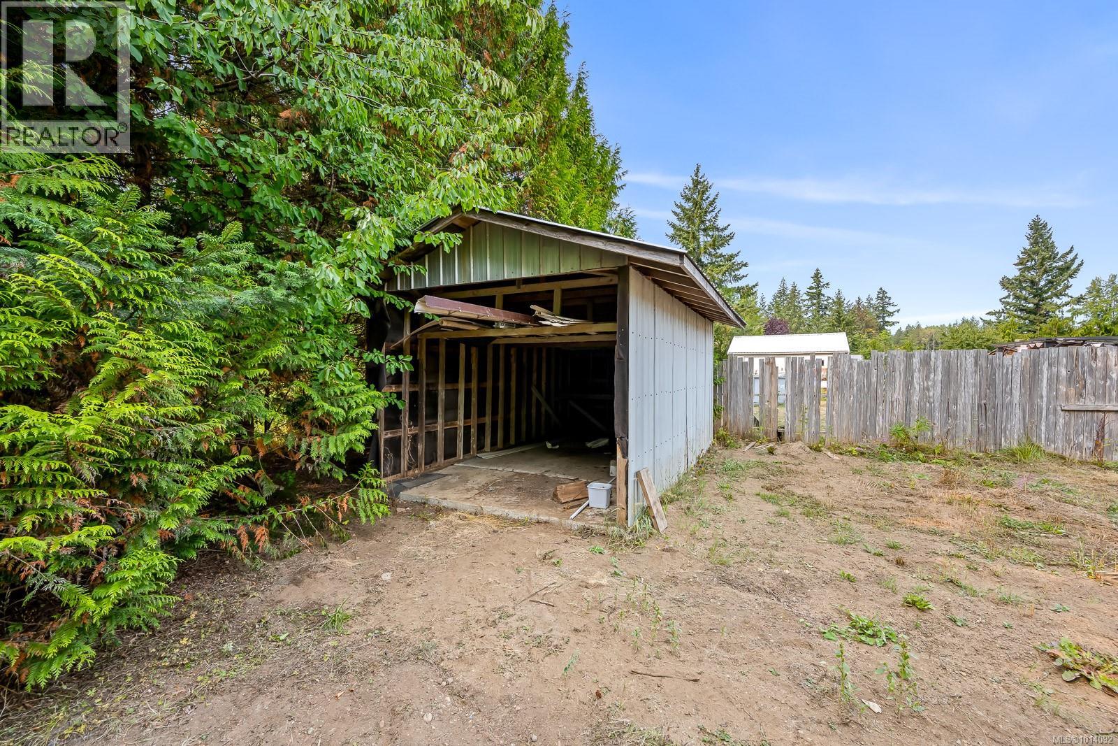 5303 Island Hwy S, Union Bay, British Columbia  V0R 3B0 - Photo 58 - 1014092
