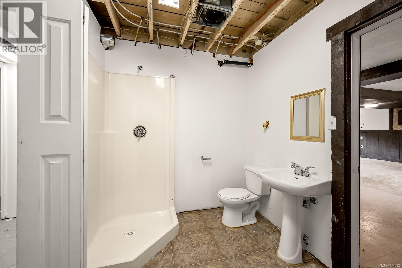 5303 Island Hwy S, Union Bay, British Columbia  V0R 3B0 - Photo 46 - 1014092