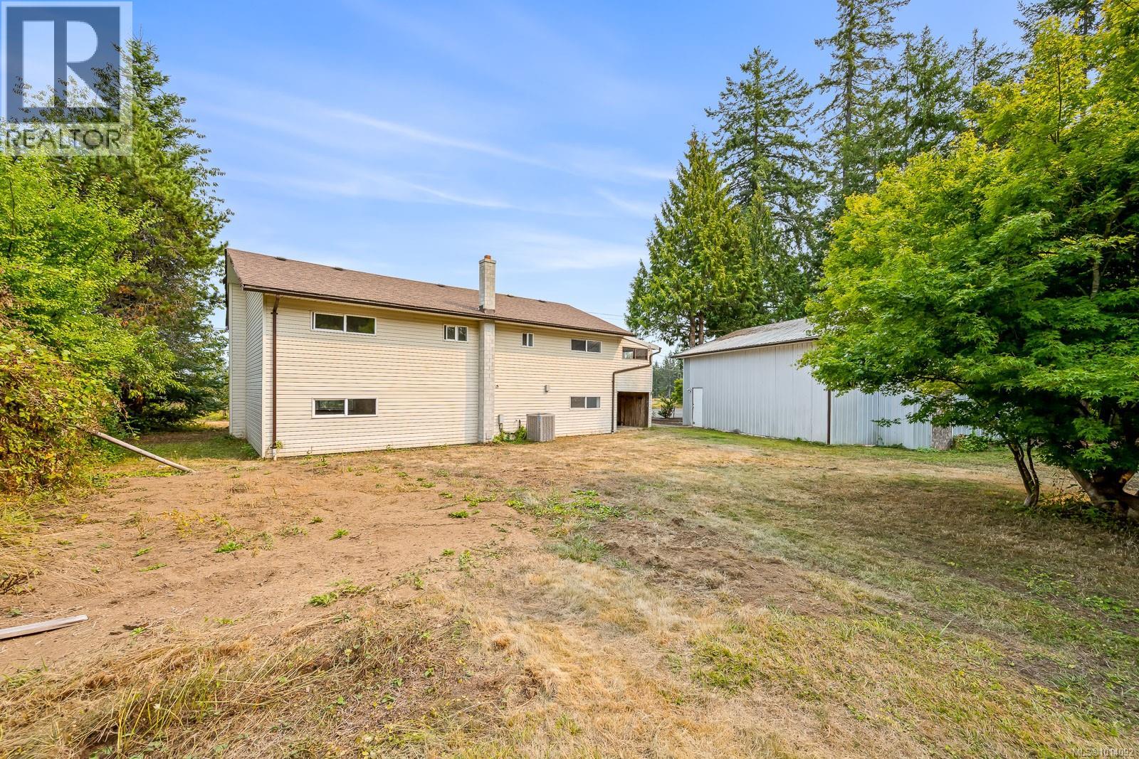 5303 Island Hwy S, Union Bay, British Columbia  V0R 3B0 - Photo 57 - 1014092