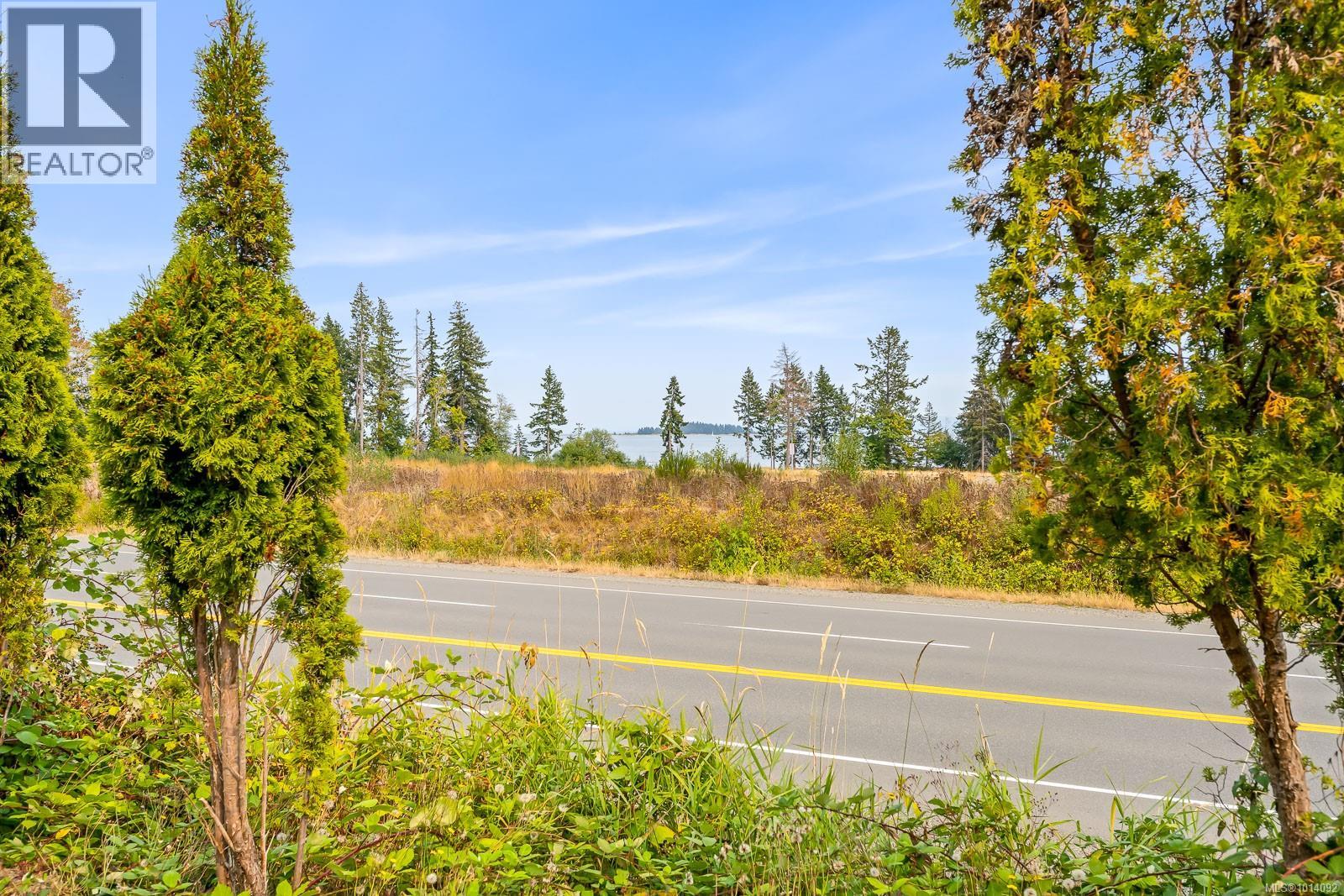 5303 Island Hwy S, Union Bay, British Columbia  V0R 3B0 - Photo 52 - 1014092