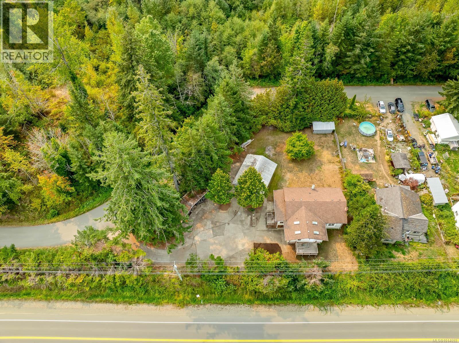 5303 Island Hwy S, Union Bay, British Columbia  V0R 3B0 - Photo 60 - 1014092