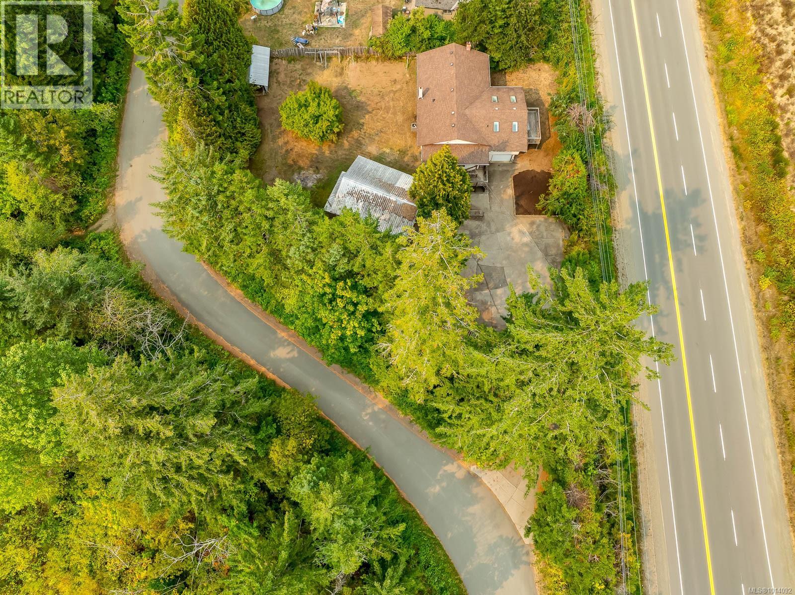 5303 Island Hwy S, Union Bay, British Columbia  V0R 3B0 - Photo 61 - 1014092
