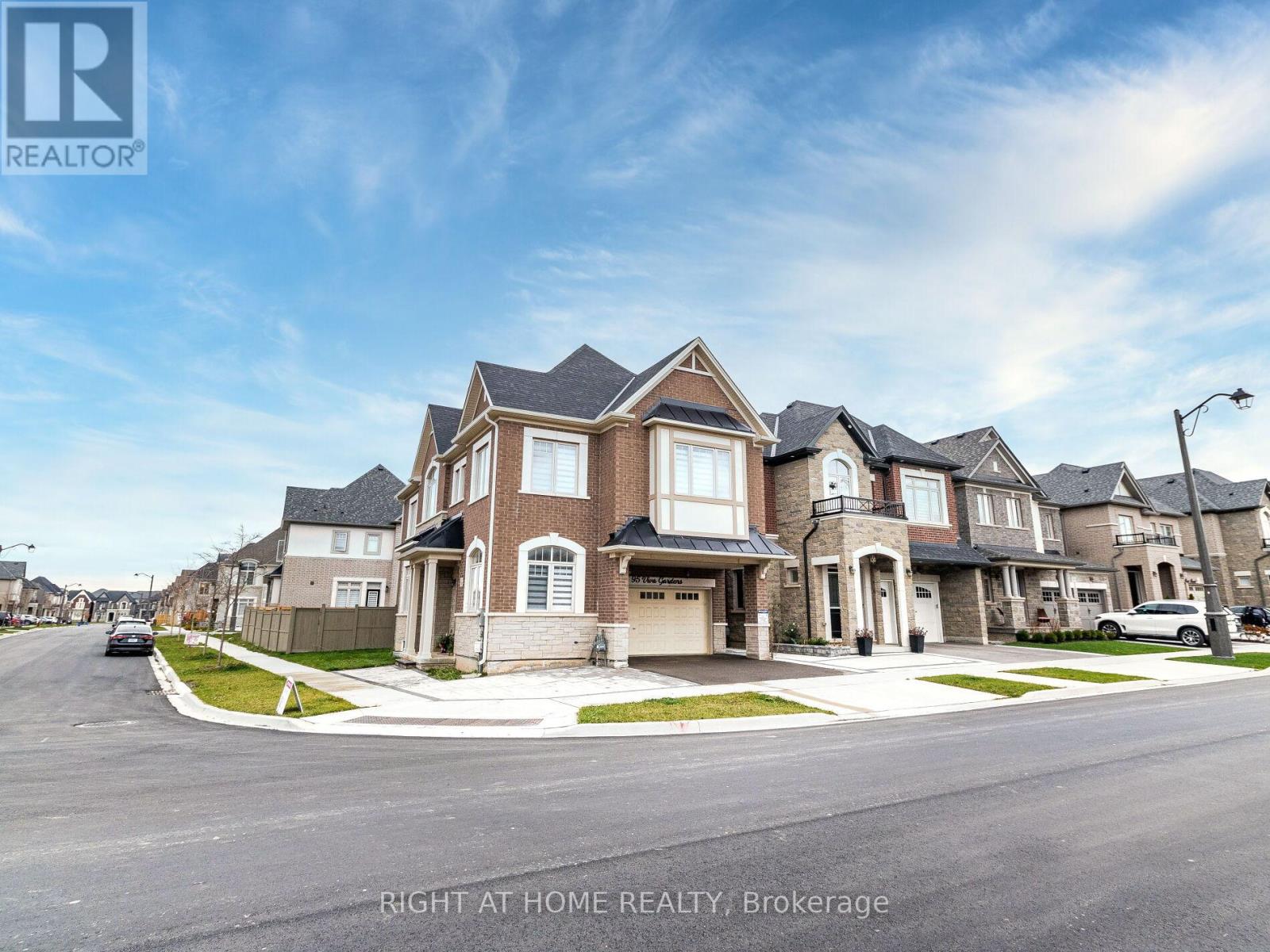 95 Viva Gardens, Oakville (Go Glenorchy), Ontario  L6H 0Z2 - Photo 1 - W12455084