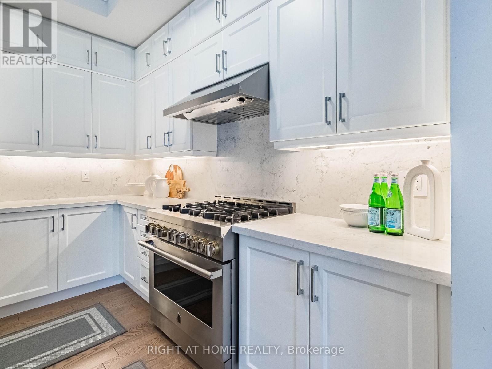 95 Viva Gardens, Oakville (Go Glenorchy), Ontario  L6H 0Z2 - Photo 22 - W12455084
