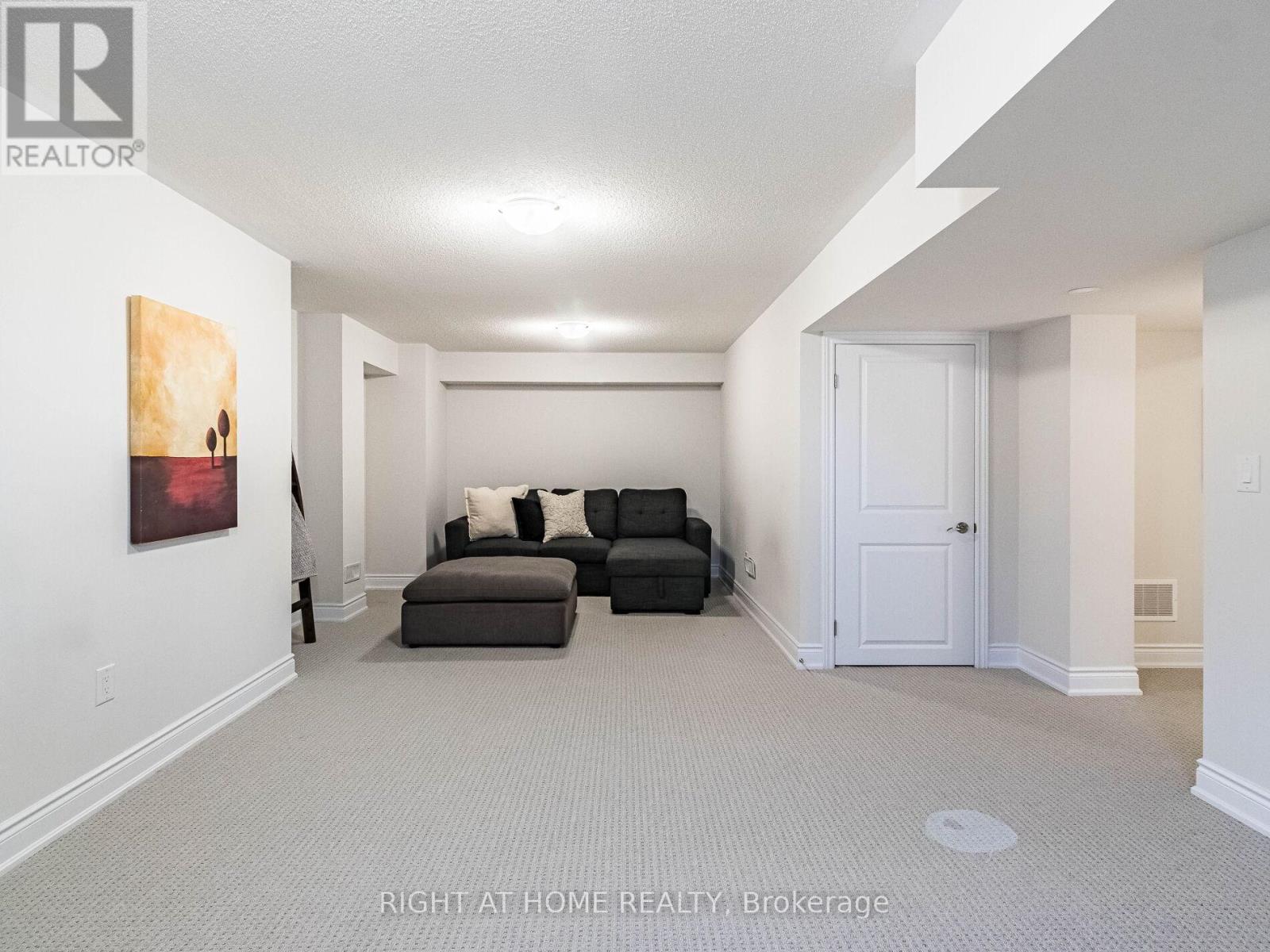 95 Viva Gardens, Oakville (Go Glenorchy), Ontario  L6H 0Z2 - Photo 43 - W12455084