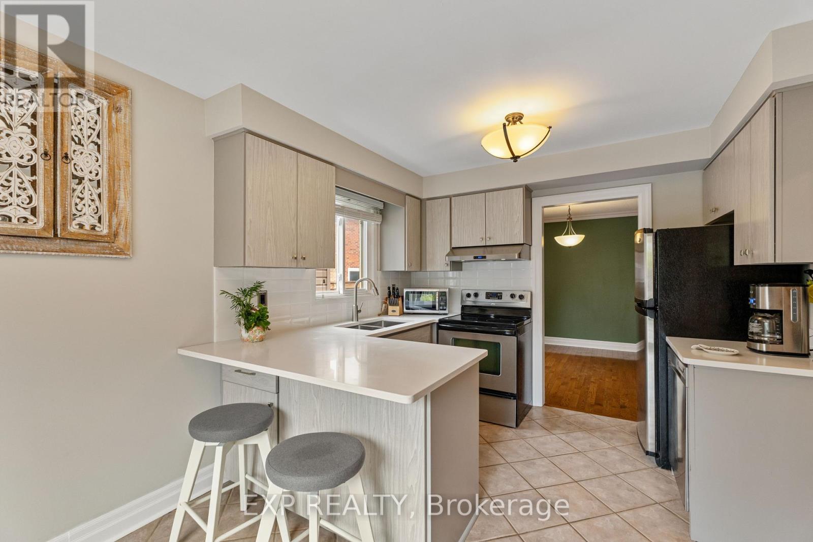 3 Stillwater Crescent, Brampton (Brampton West), Ontario  L6X 3K5 - Photo 11 - W12455118