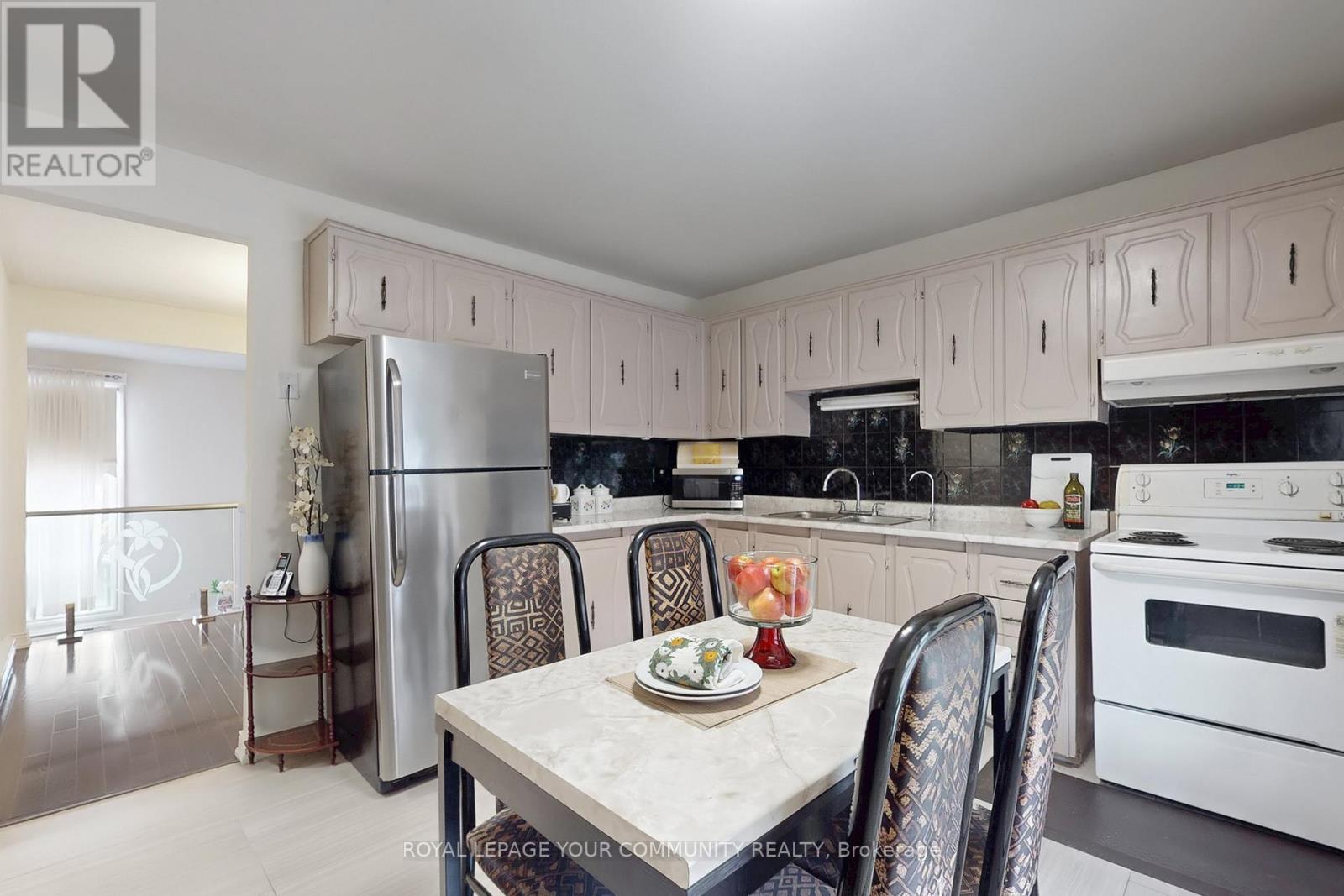 72 - 42 John Cabot Way, Toronto (Glenfield-Jane Heights), Ontario  M3N 2T7 - Photo 14 - W12455131