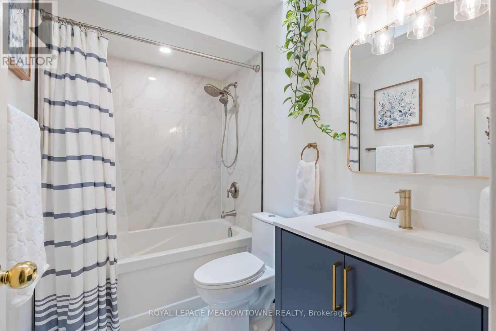 139 Harbourview Crescent, Toronto (Mimico), Ontario  M8V 4A8 - Photo 29 - W12455138