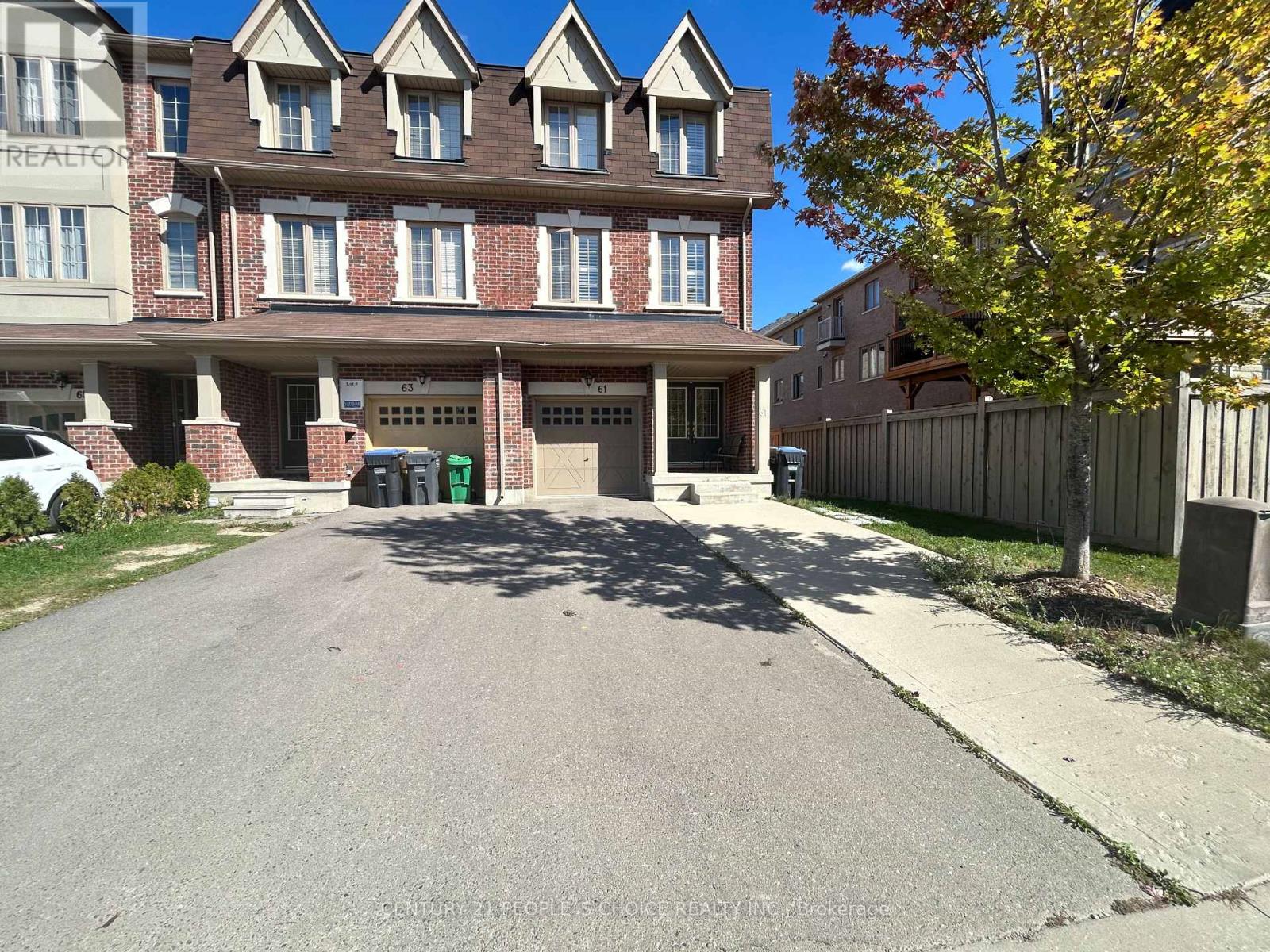 UPPER - 61 NEW PINES TRAIL, Brampton, Ontario