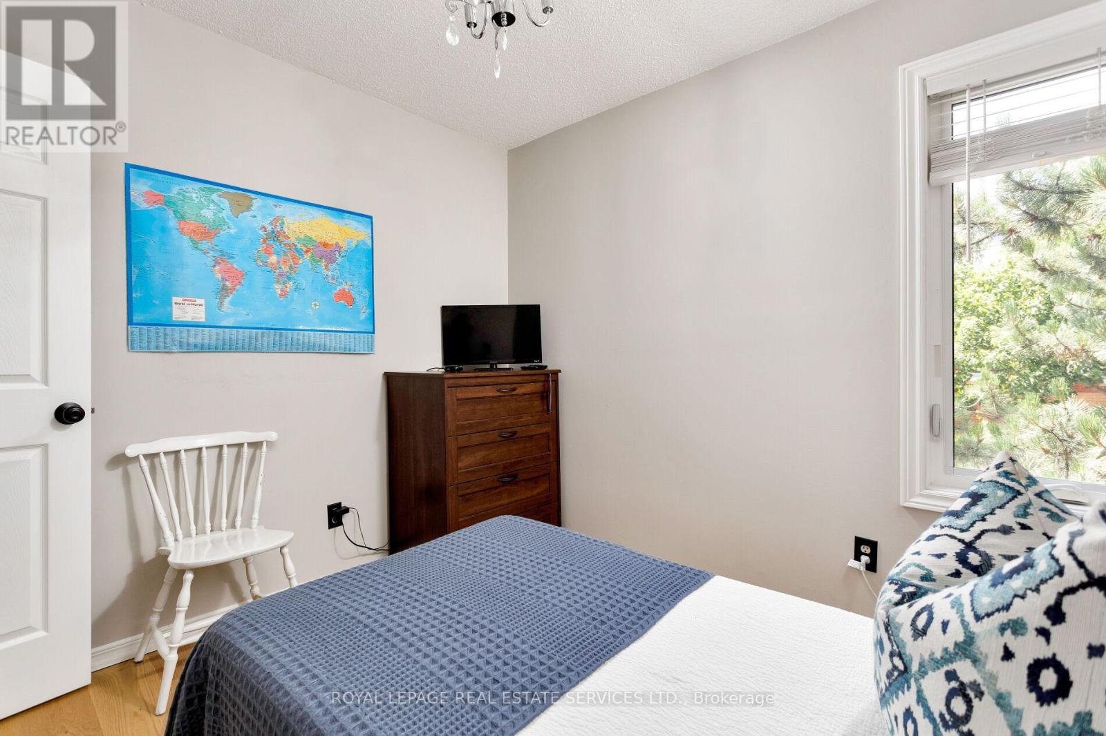 7 - 2006 Glenada Crescent, Oakville (Wc Wedgewood Creek), Ontario  L6H 5R9 - Photo 24 - W12455148