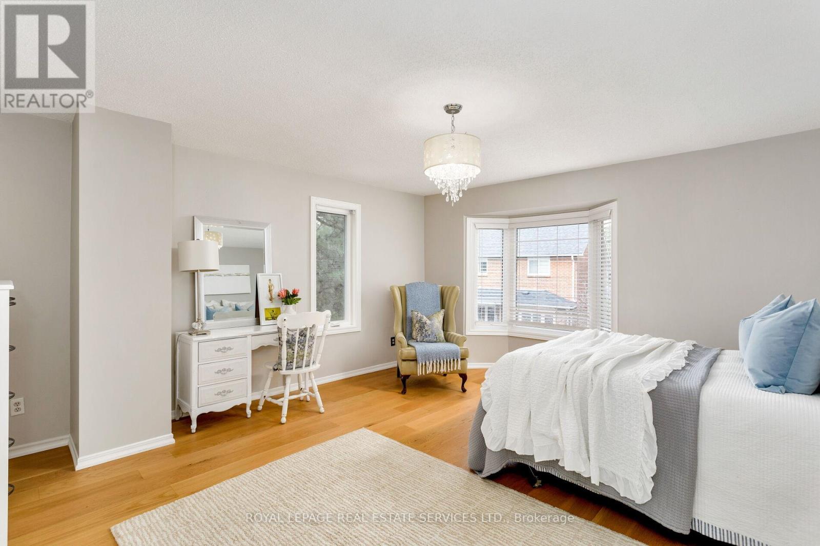 7 - 2006 Glenada Crescent, Oakville (Wc Wedgewood Creek), Ontario  L6H 5R9 - Photo 25 - W12455148