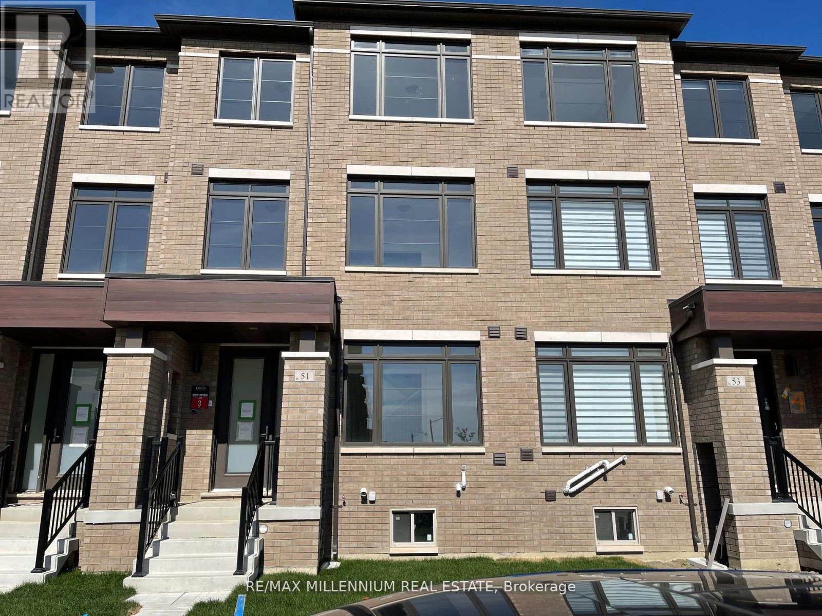 51 RAVENBURY STREET, Brampton, Ontario