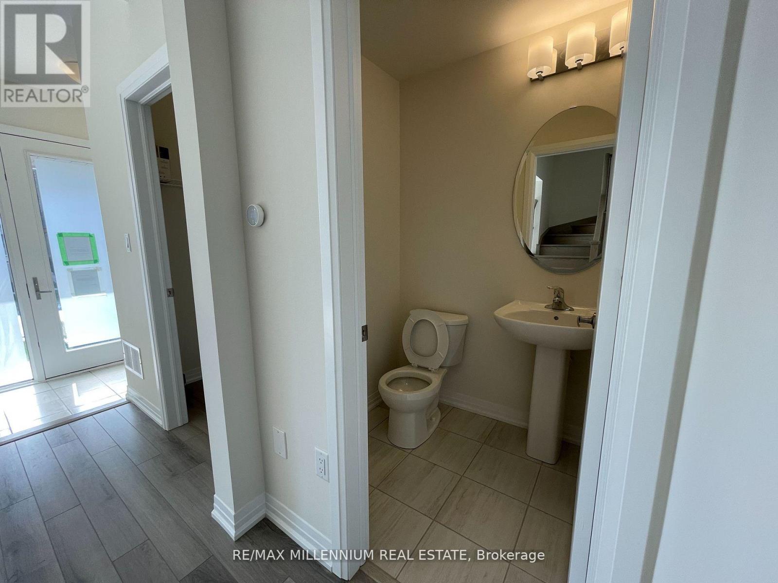 51 Ravenbury Street, Brampton, Ontario  L6P 4P8 - Photo 14 - W12455149