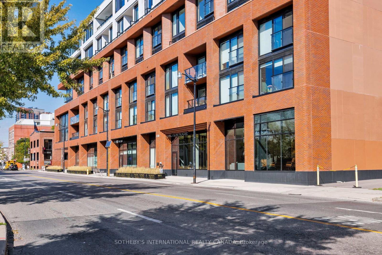 903 - 2720 Dundas Street W, Toronto (Junction Area), Ontario  M6P 0C3 - Photo 1 - W12455154