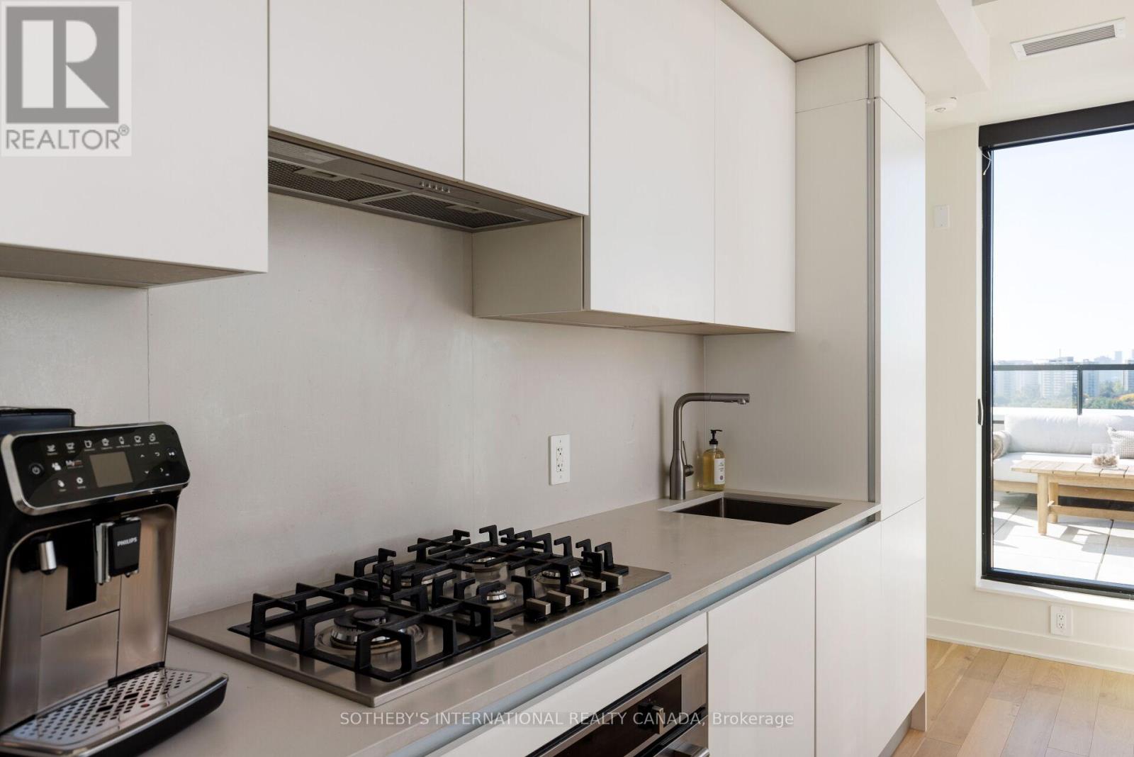 903 - 2720 Dundas Street W, Toronto (Junction Area), Ontario  M6P 0C3 - Photo 11 - W12455154