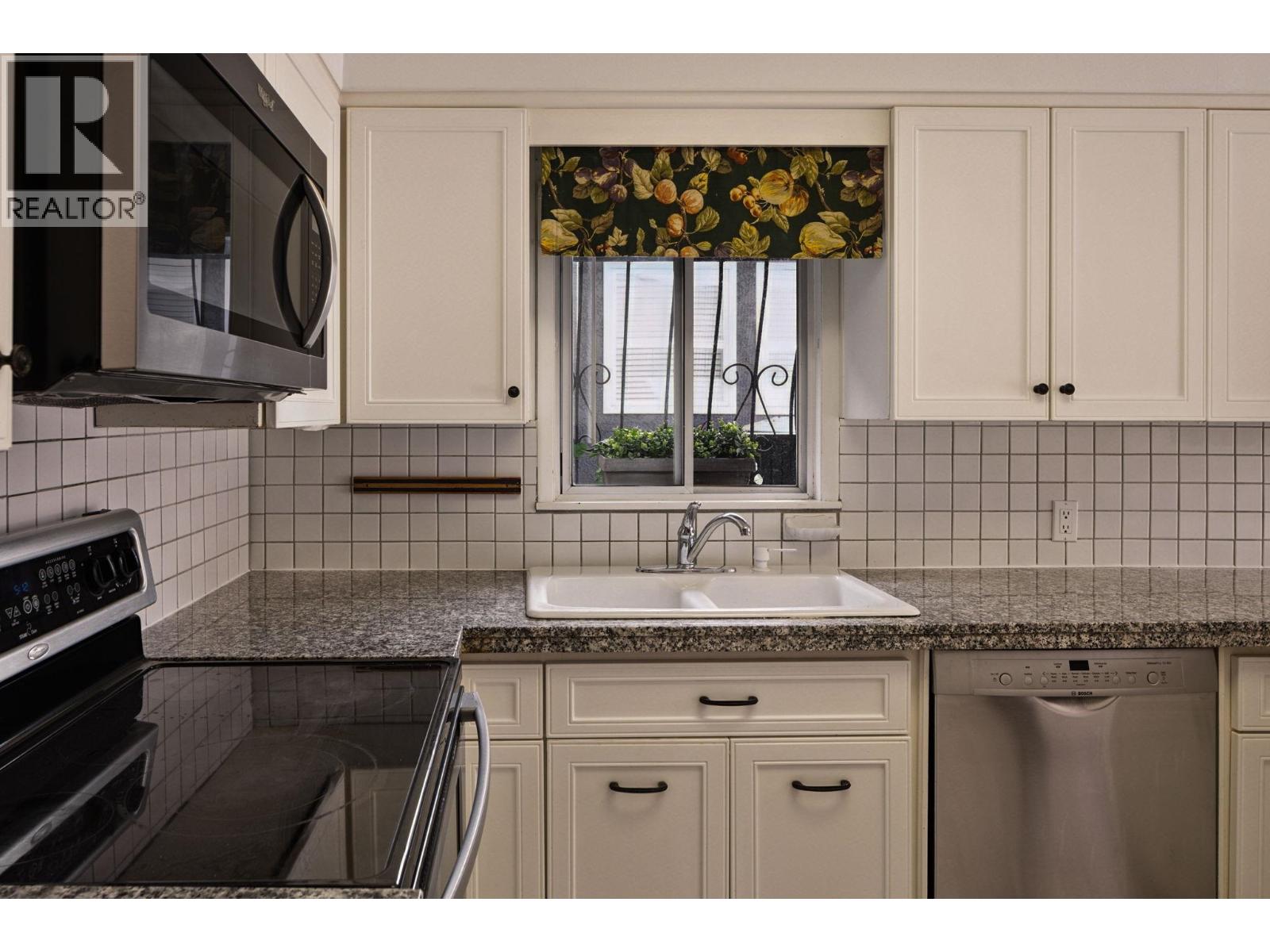 2869 Venables Street, Vancouver, British Columbia  V5K 2R7 - Photo 14 - R3048011