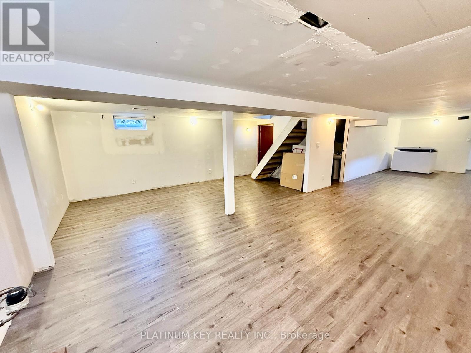 33 Court Lane, London East, Ontario  N5W 5M6 - Photo 23 - X12455251