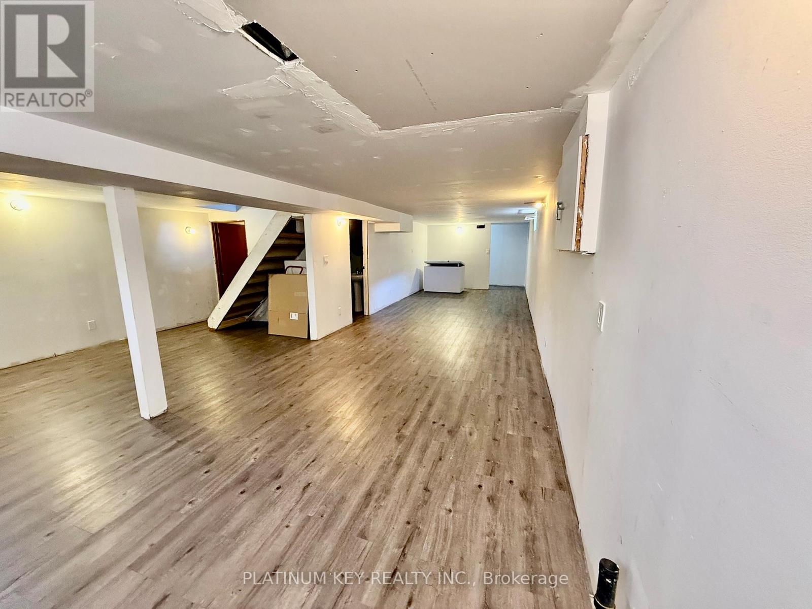 33 Court Lane, London East, Ontario  N5W 5M6 - Photo 24 - X12455251