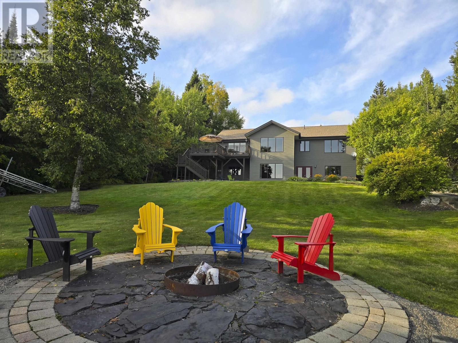 2529 Scott Dr, Thunder Bay, Ontario  P7A 0Y7 - Photo 45 - TB252933