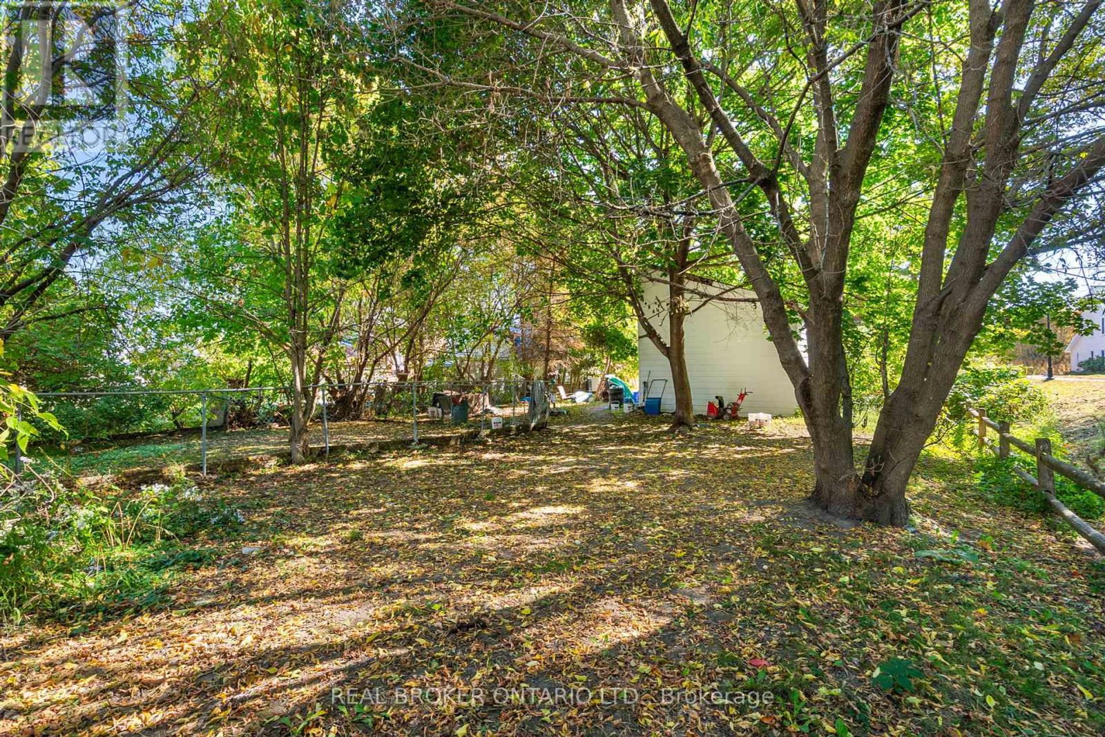 42 Daniel Street N, Arnprior, Ontario  K7S 2K5 - Photo 37 - X12455227