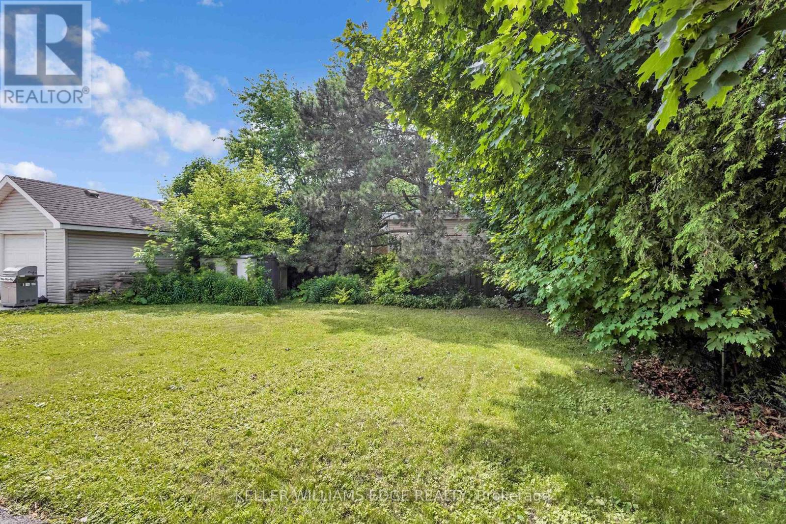 Upper Level - 44 West 4th Street, Hamilton, Ontario  L9C 3M4 - Photo 28 - X12455072