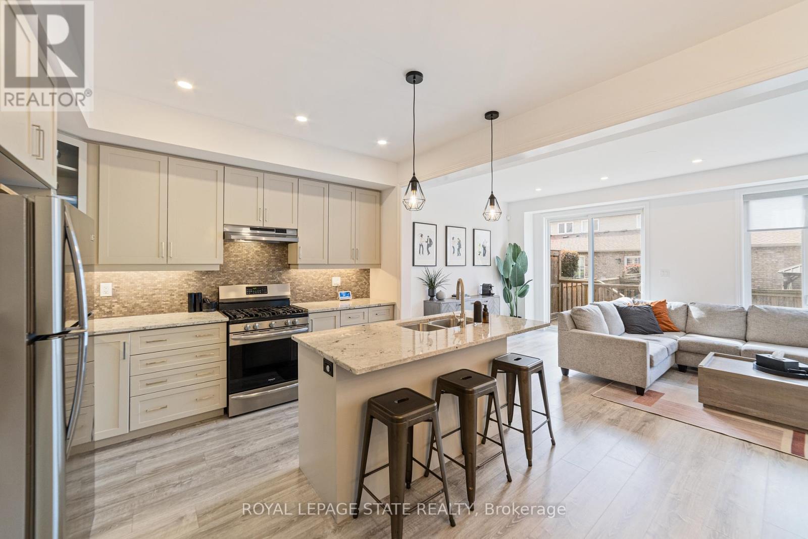 43 - 1890 Rymal Road E, Hamilton (Stoney Creek), Ontario  L0R 1P0 - Photo 8 - X12455115