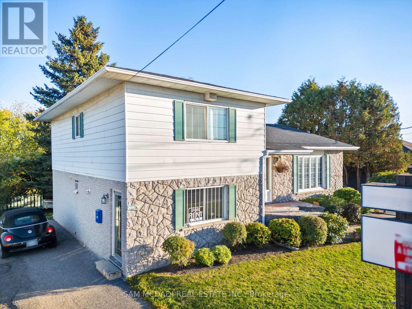 2705 Laurier Street, Clarence-Rockland, Ontario  K4K 1A3 - Photo 2 - X12455139