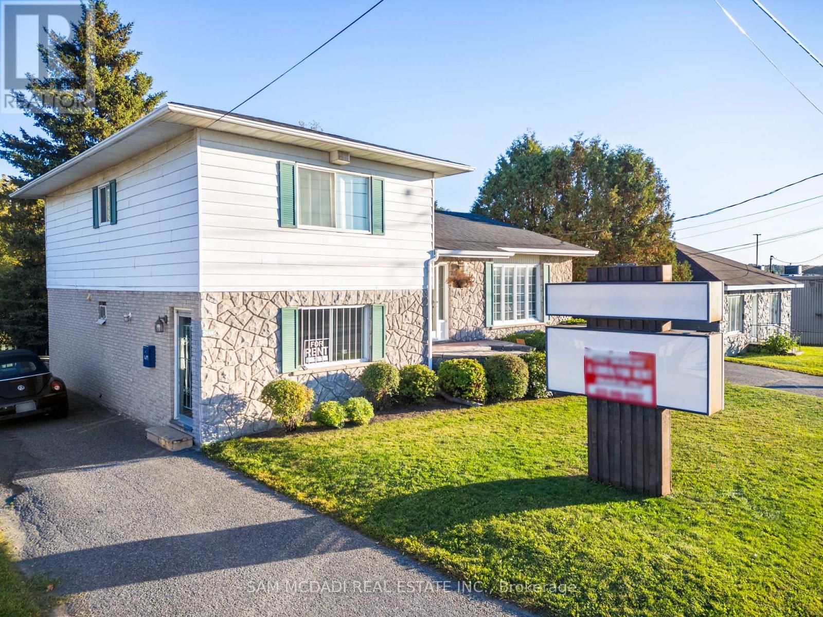 2705 Laurier Street, Clarence-Rockland, Ontario  K4K 1A3 - Photo 3 - X12455139