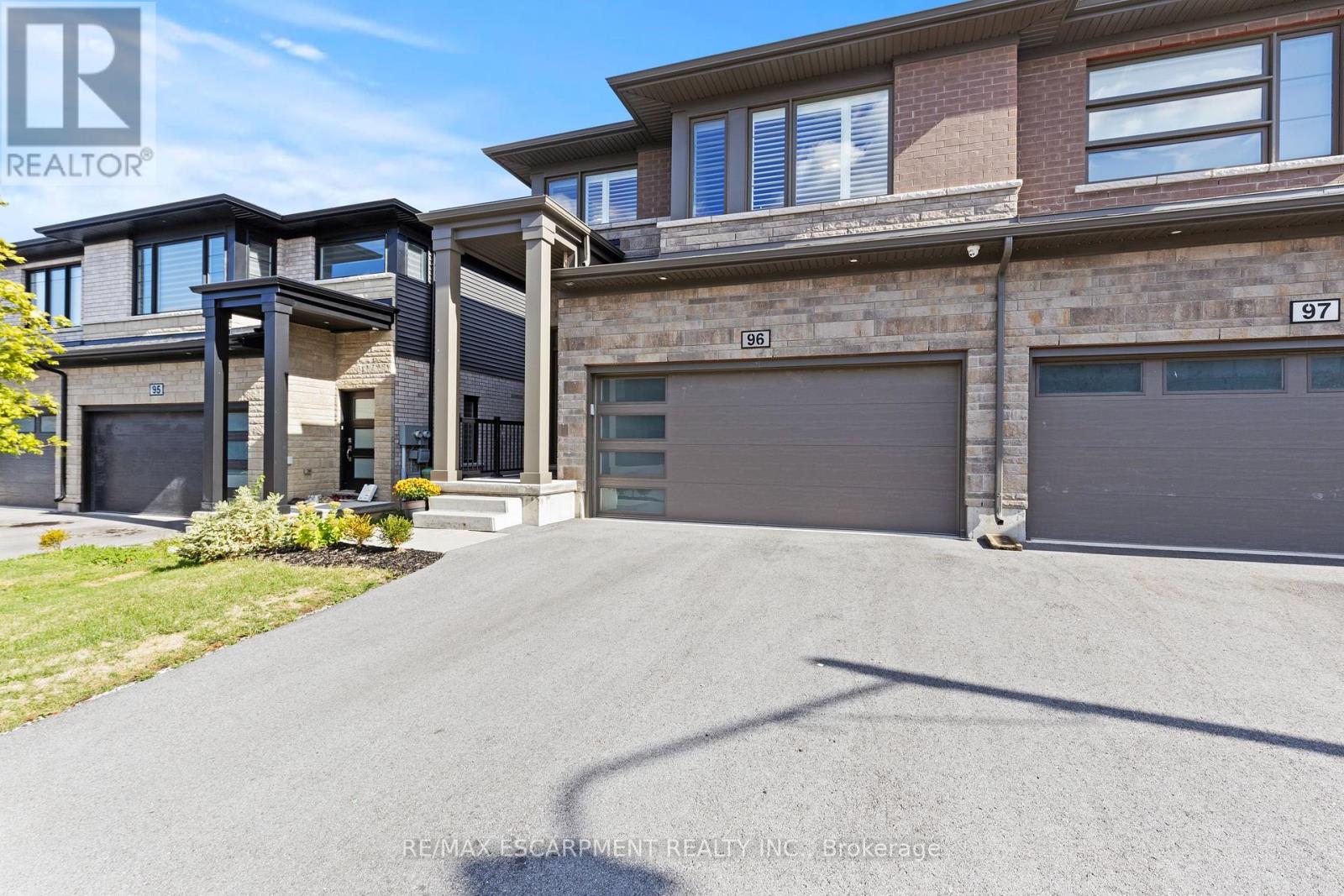 96 - 4552 Portage Road, Niagara Falls, Ontario  L2E 6A8 - Photo 4 - X12455140