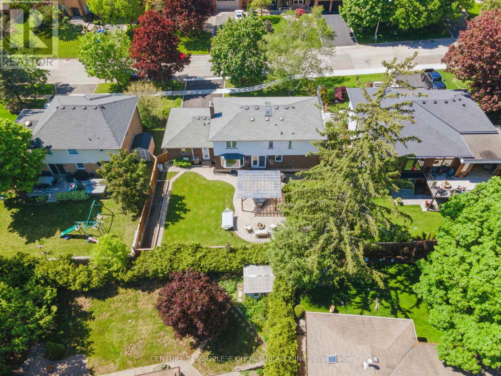 7 Carl Crescent, Hamilton, Ontario  L0R 2H4 - Photo 38 - X12455168