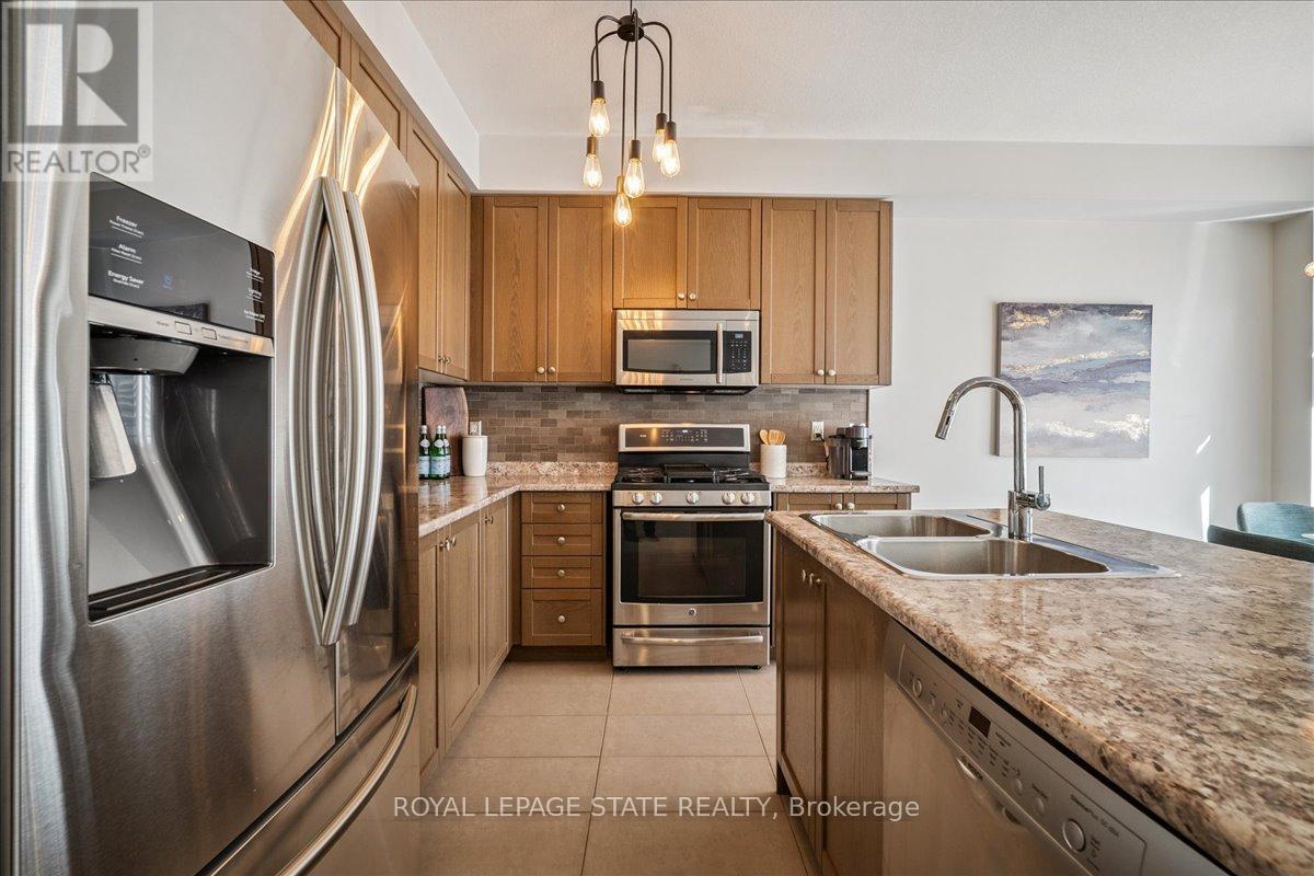 19 Prestwick Street, Hamilton (Stoney Creek Mountain), Ontario  L8J 0K6 - Photo 21 - X12455174