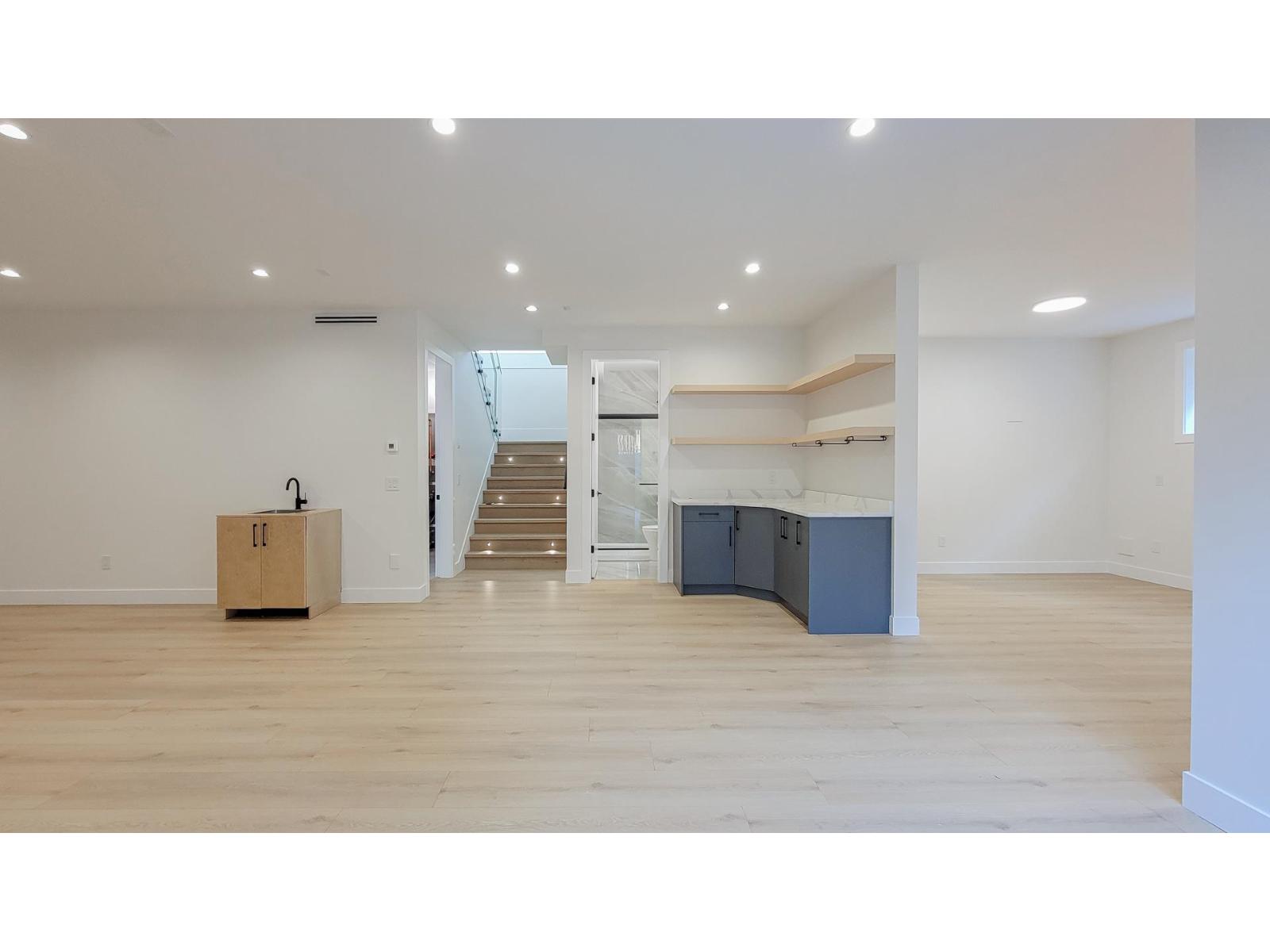 13525 16th Avenue, Surrey, British Columbia  V4A 9K9 - Photo 18 - R3057216