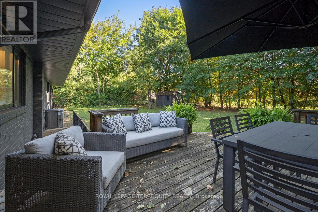 416 The Kingsway, Toronto, Ontario  M9A 3V9 - Photo 38 - W12358663