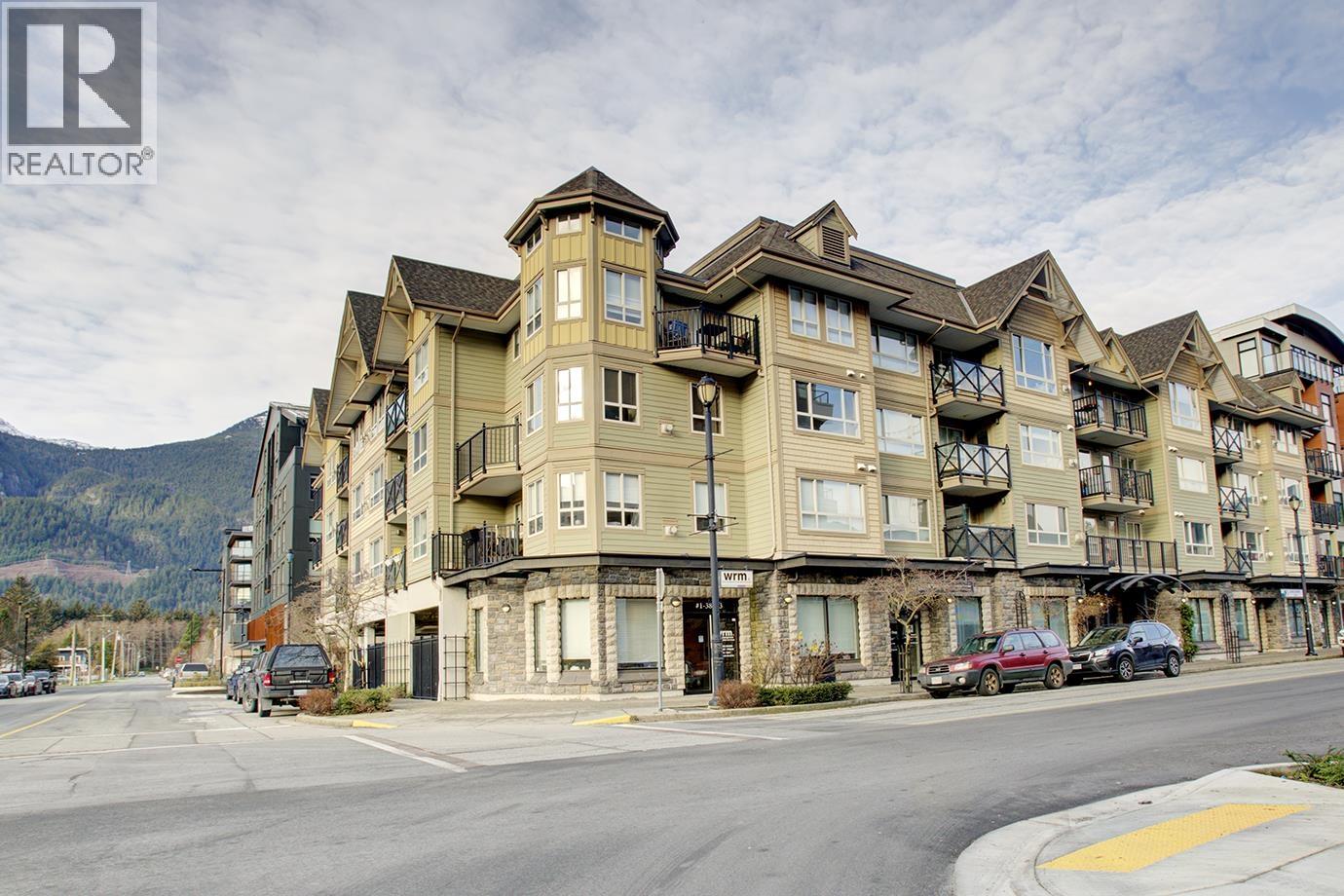 207 38003 SECOND AVENUE, Squamish, British Columbia